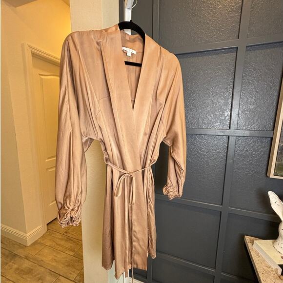 Lunya Washable Silk Nude Tan Long Sleeve Short Robe With Pockets, XS S EUC - Picture 4 of 8
